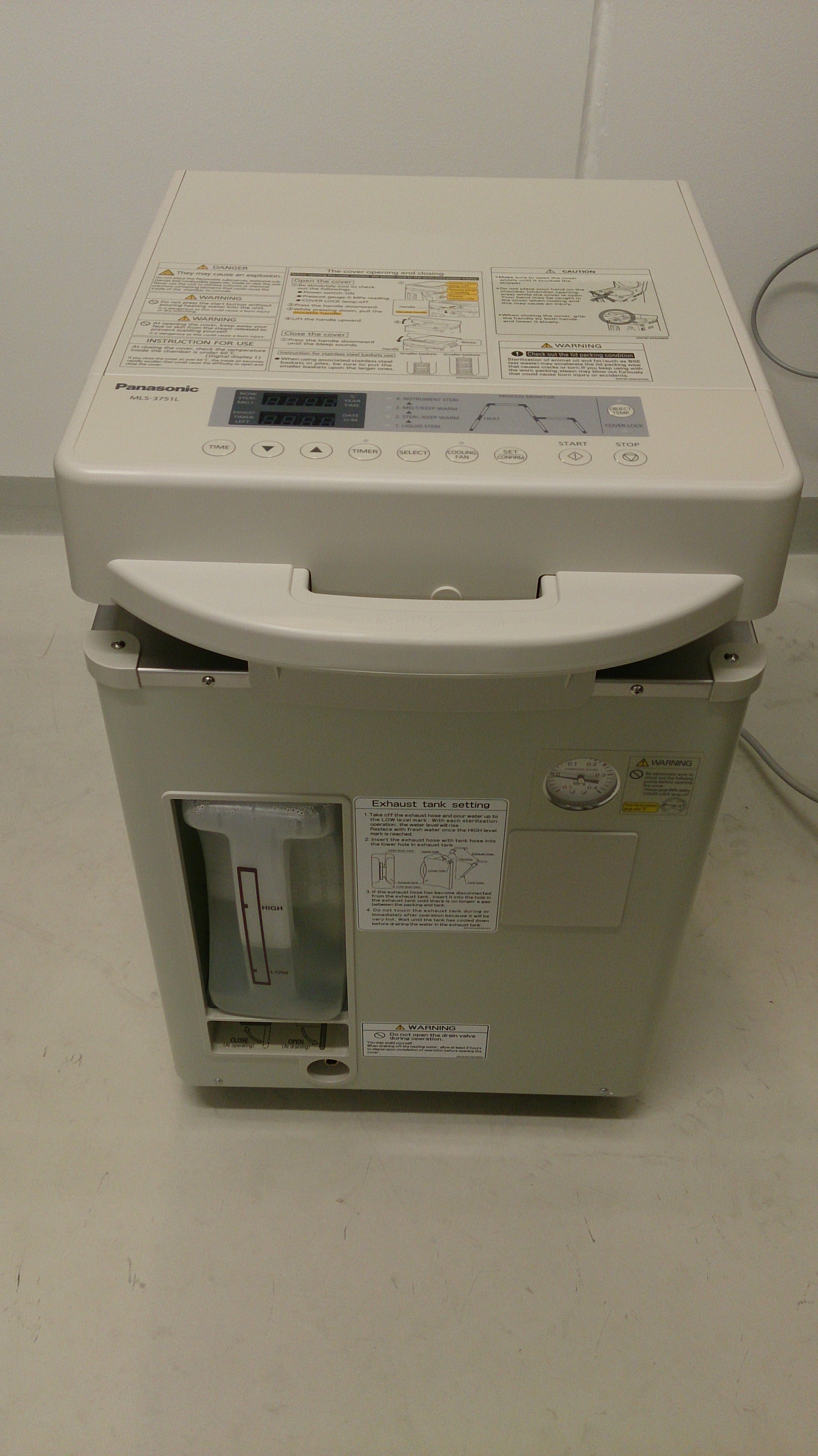 Picture of Autoclave