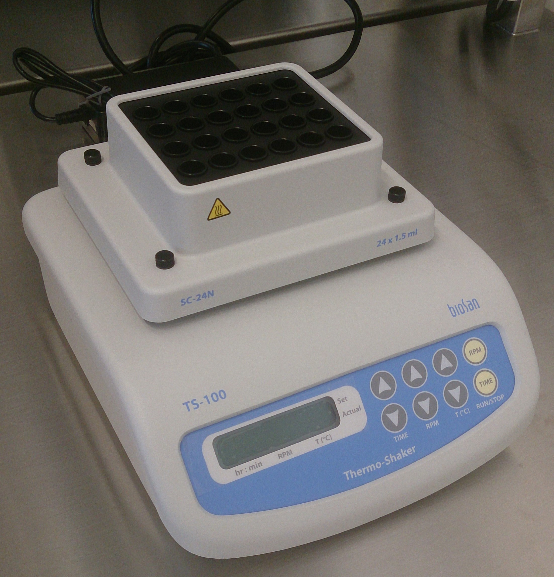 Picture of Thermoshaker TS-100