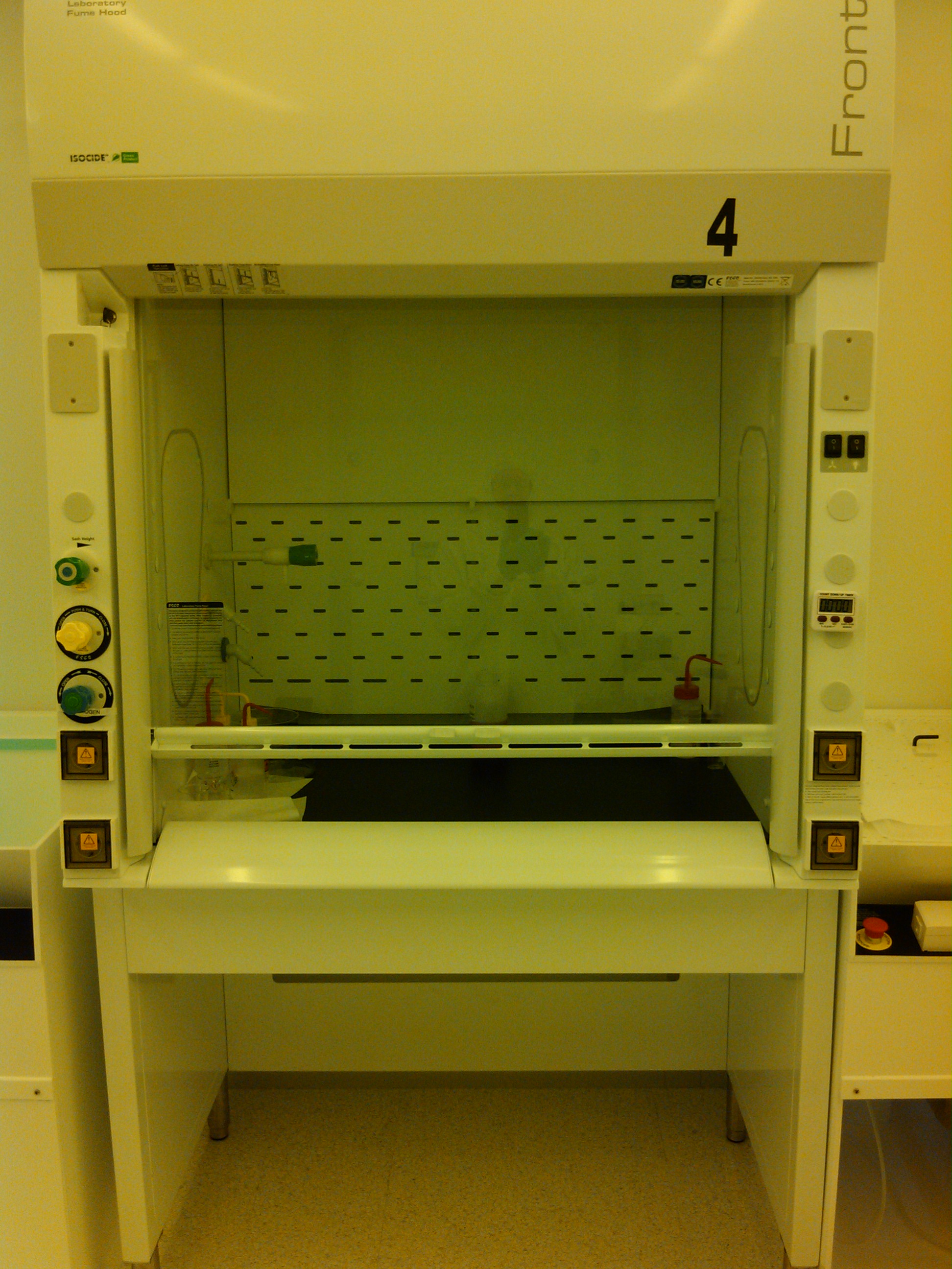 Picture of Fume Hood 4 for General Solvents