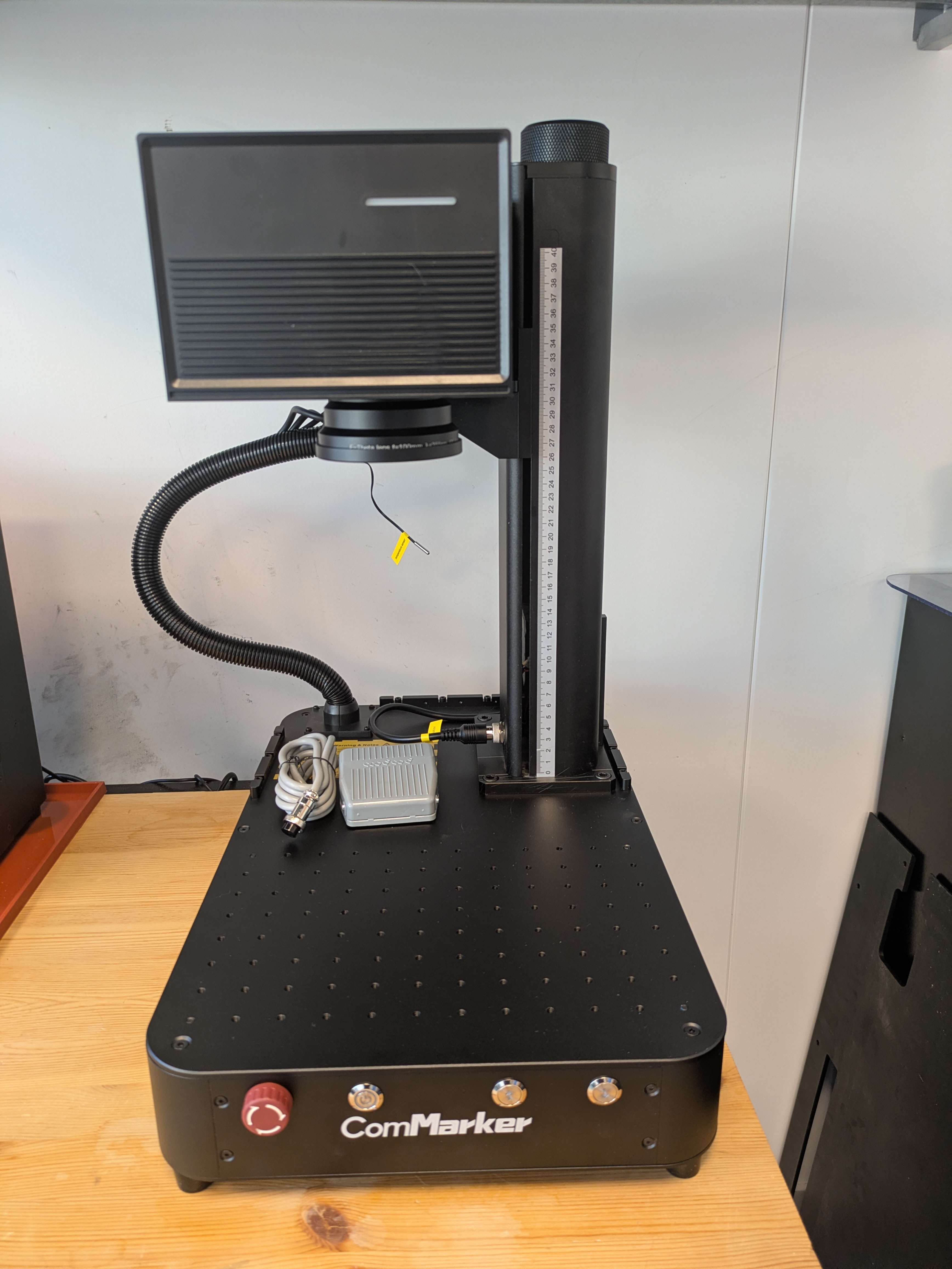 Picture of Laser Cutter / Engraver - Commaker